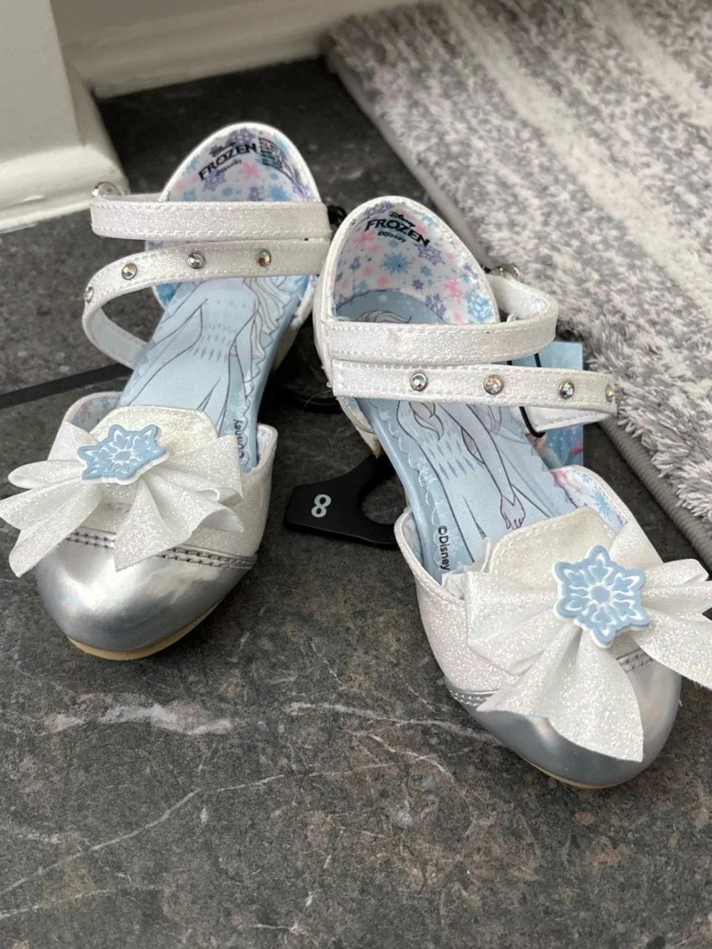 Disney White and Silver Elsa Bow Dress Shoes for Kids